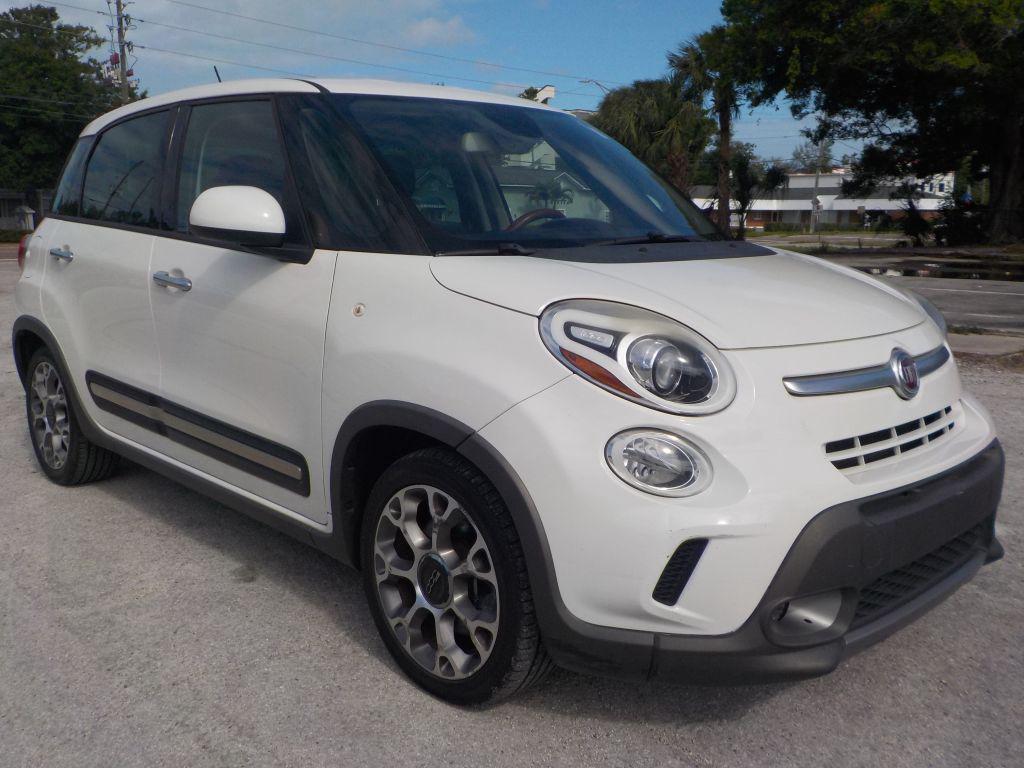 2014 FIAT 500L Trekking's photo